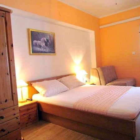 Beach Apartments Anton 2 Makarska Exterior photo